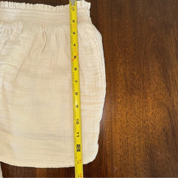Aerie Gauzy High Waisted Shorts Beige Cotton Size Large - Picture 7 of 8